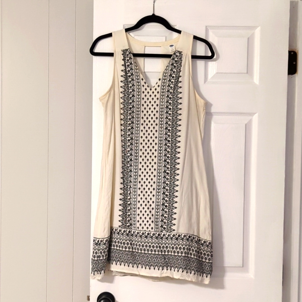 Women's dress